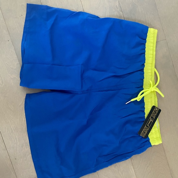 BNWT mens Jammid yellow and blue swim trunks size M - Picture 2 of 4